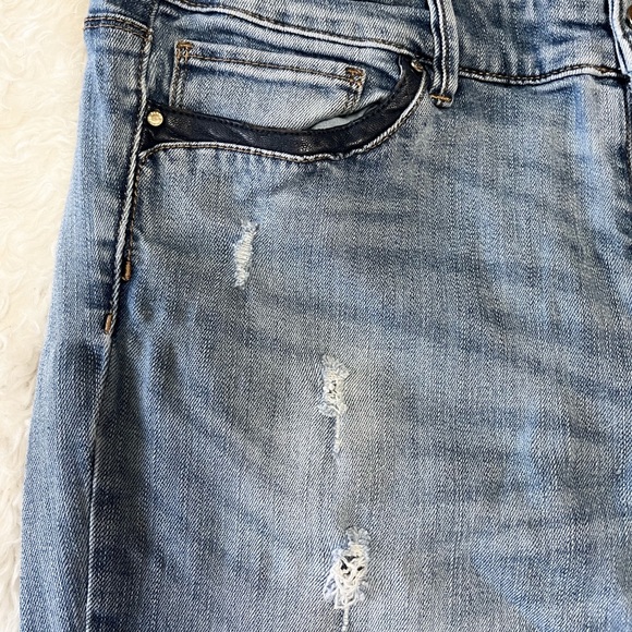 White House Black Market Skinny Distressed Jeans - Picture 3 of 9